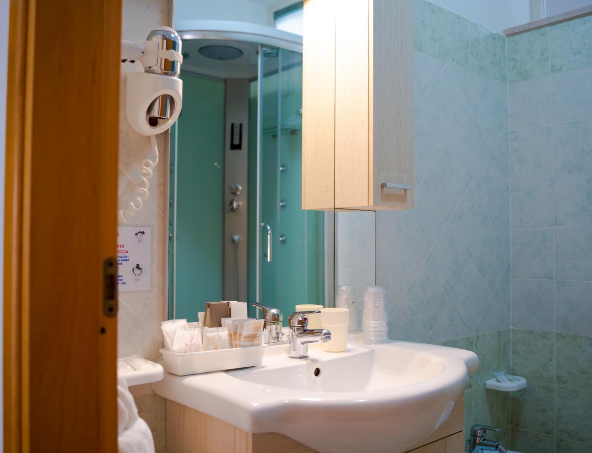 Residence Riviera Alba Adriatica Zewnętrze zdjęcie