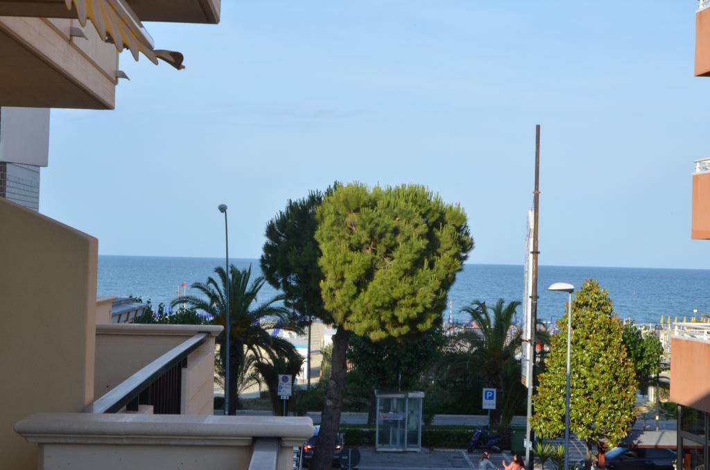 Residence Riviera Alba Adriatica Zewnętrze zdjęcie