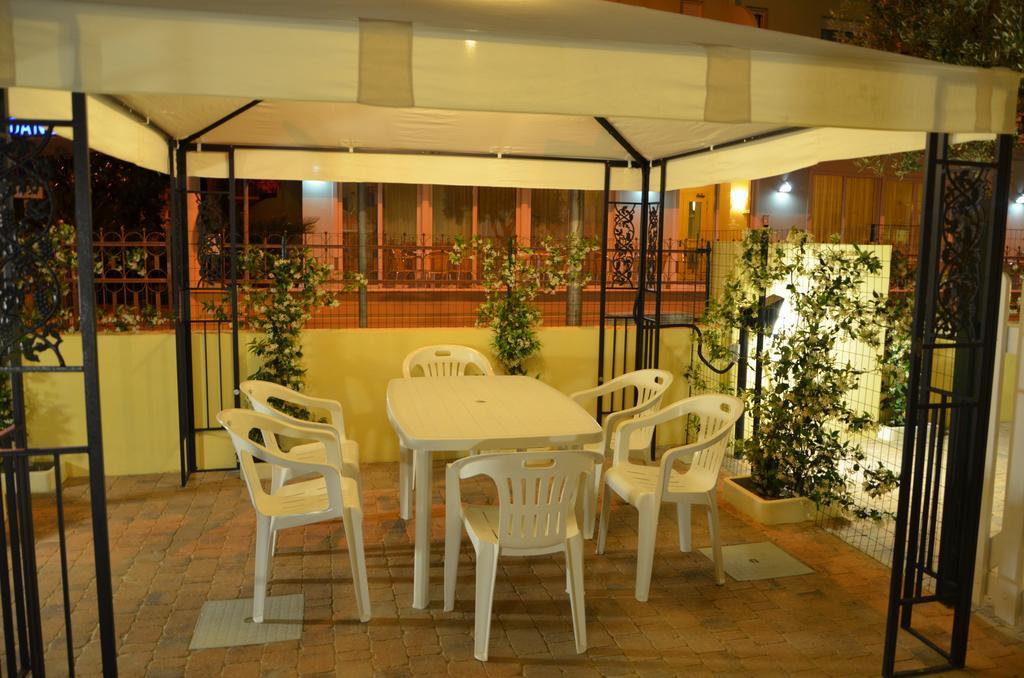 Residence Riviera Alba Adriatica Zewnętrze zdjęcie