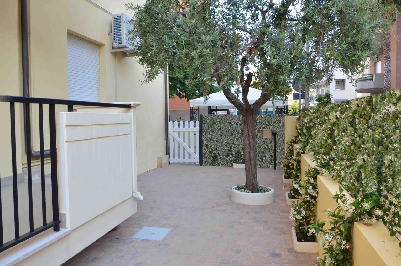 Residence Riviera Alba Adriatica Zewnętrze zdjęcie